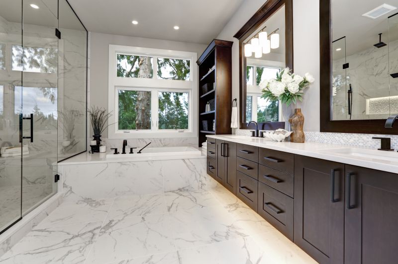 Luxurious Master Bathrooms